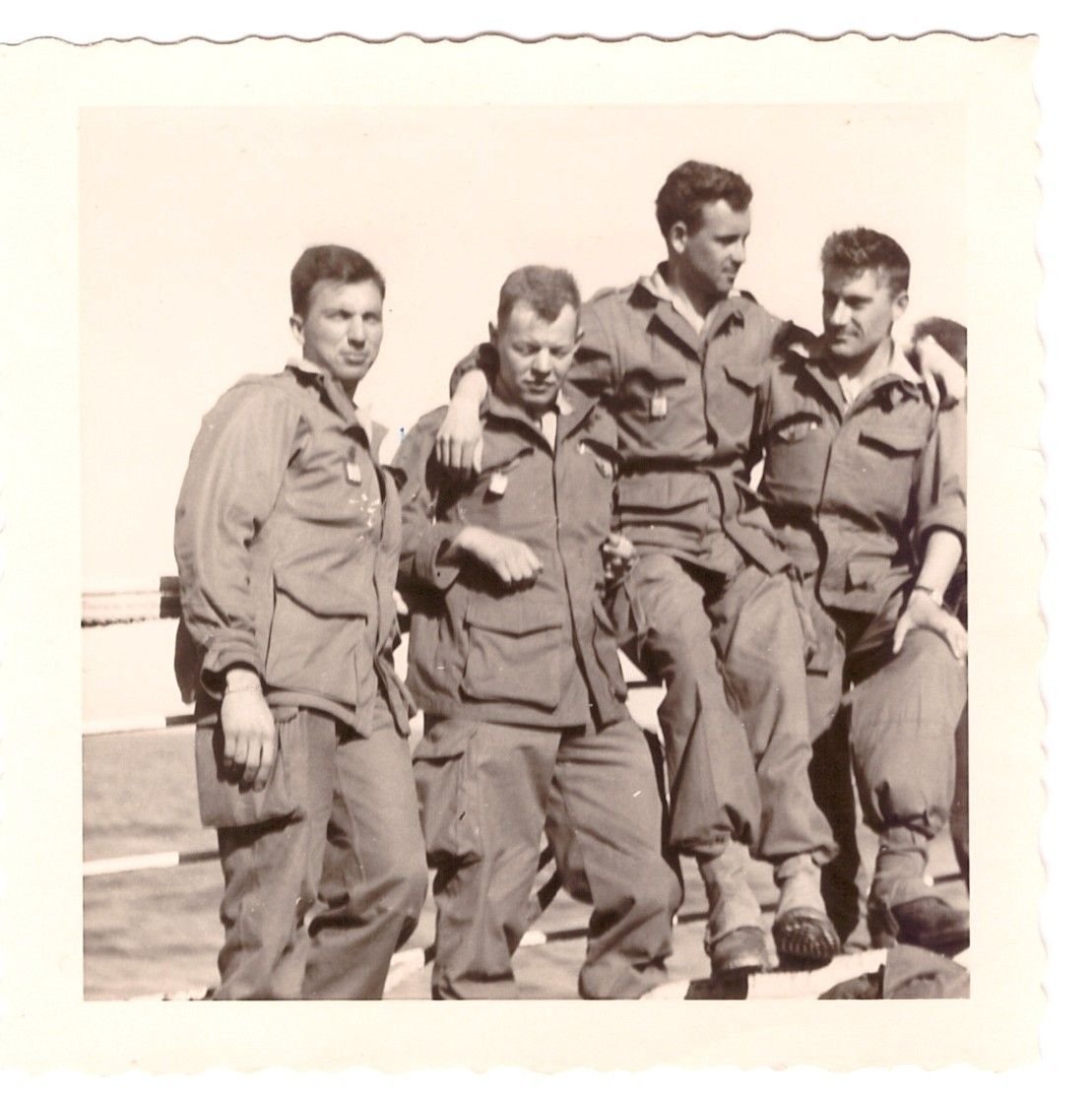 Soldats en Algérie 1959 photo ancienne gratuite en noir et blanc