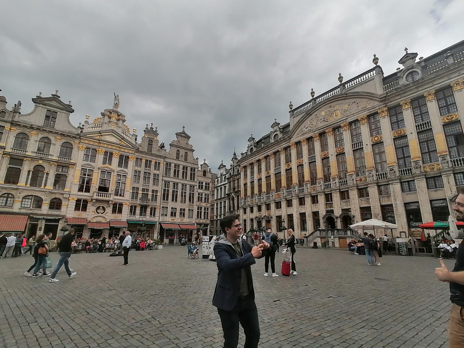 Bâtiments publics et privés sur la Grand-Place de Bruxelles en Belgique
