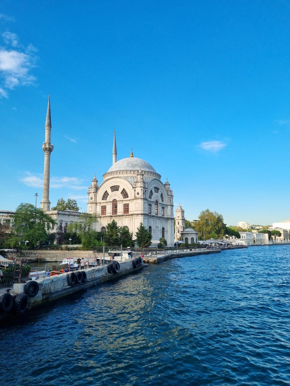 Mosquée de Dolmabahçe à Istanbul en Turquie
