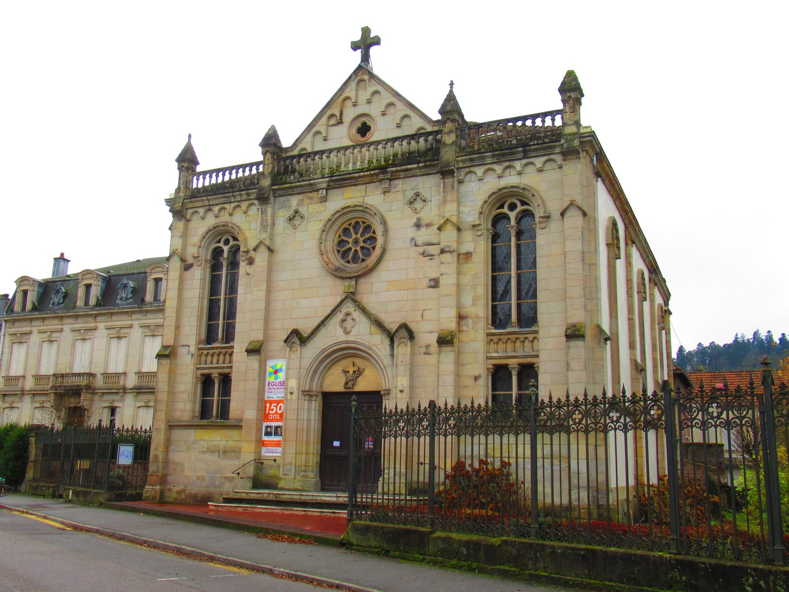 Eglise protestante unie de France Epinal dans les Vosges photo gratuite