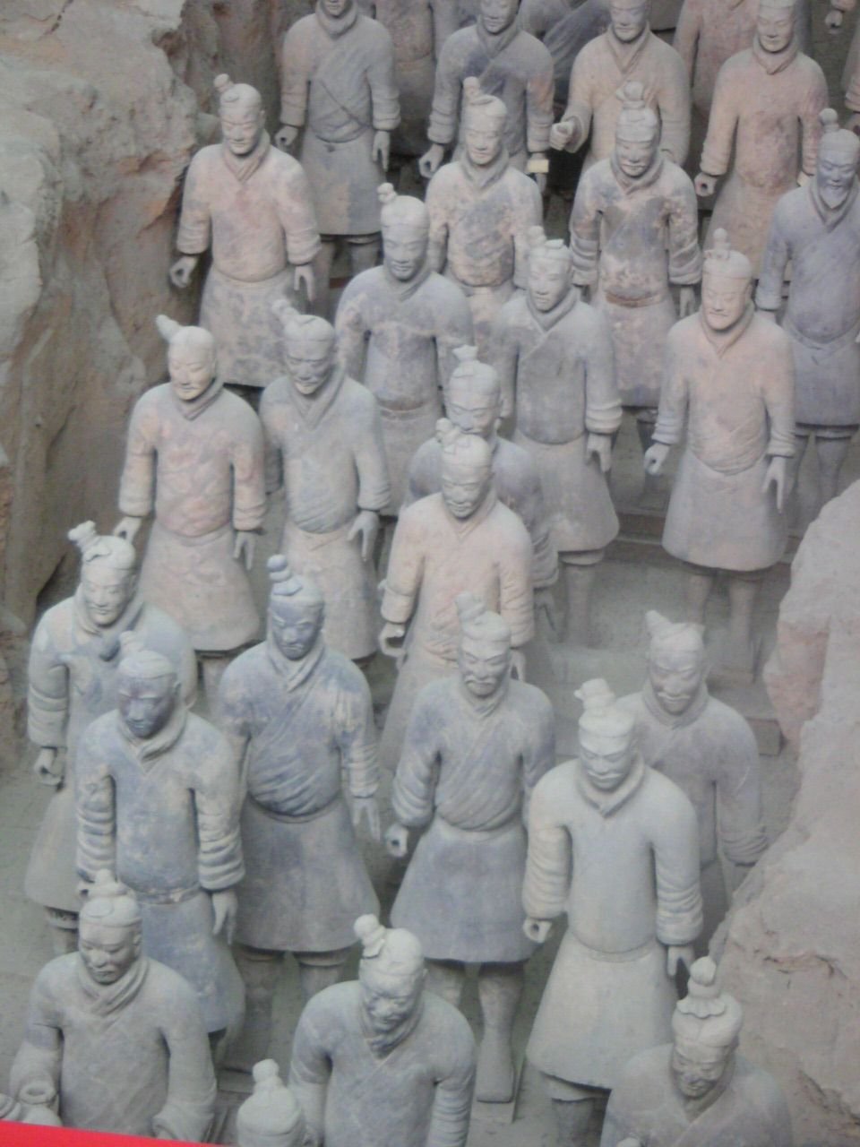 Statues en terre cuite de la force militaire au Mausolée de Xi'an