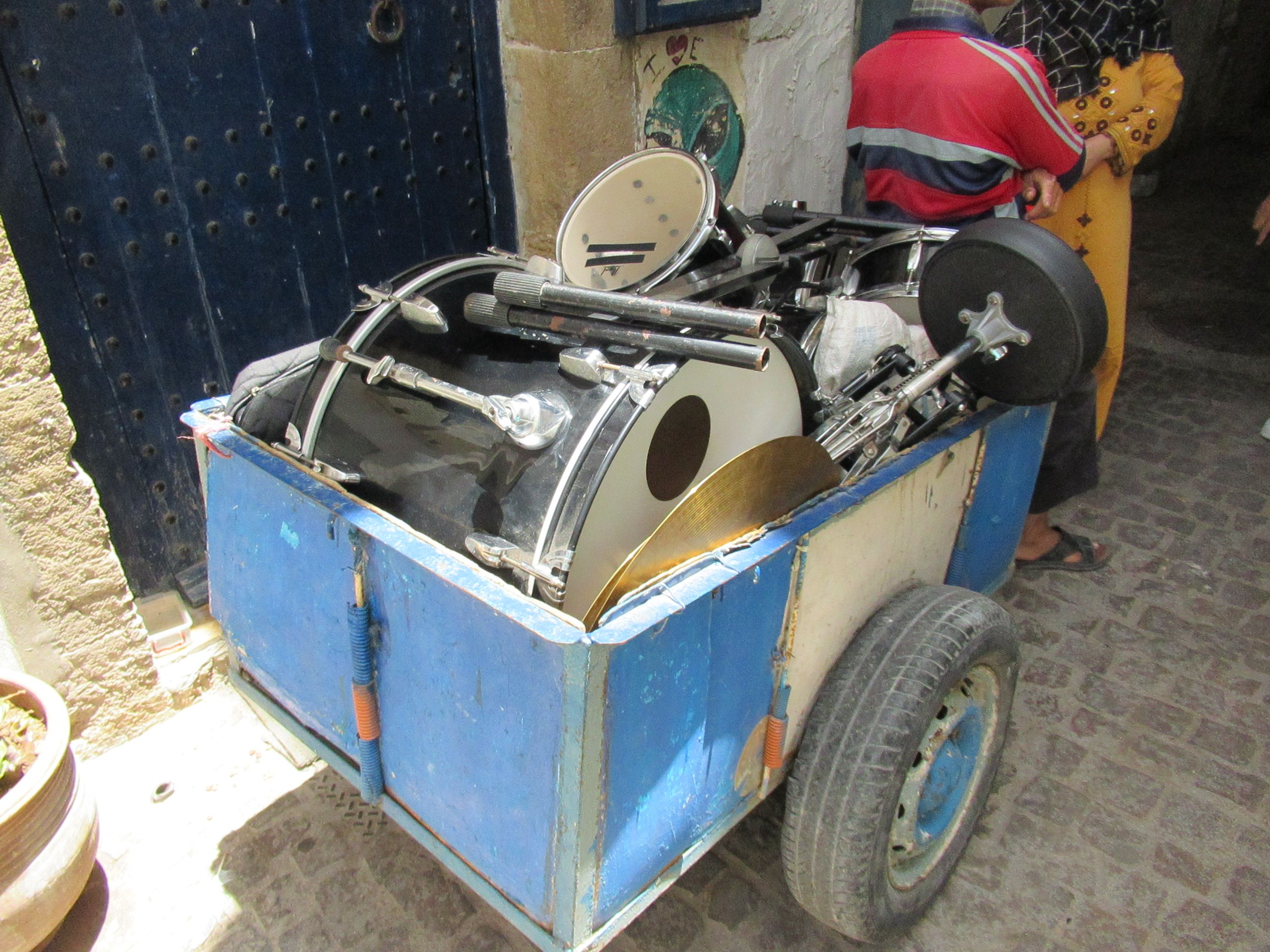 Transport de batterie, musique - Transport von Trommeln, Musik