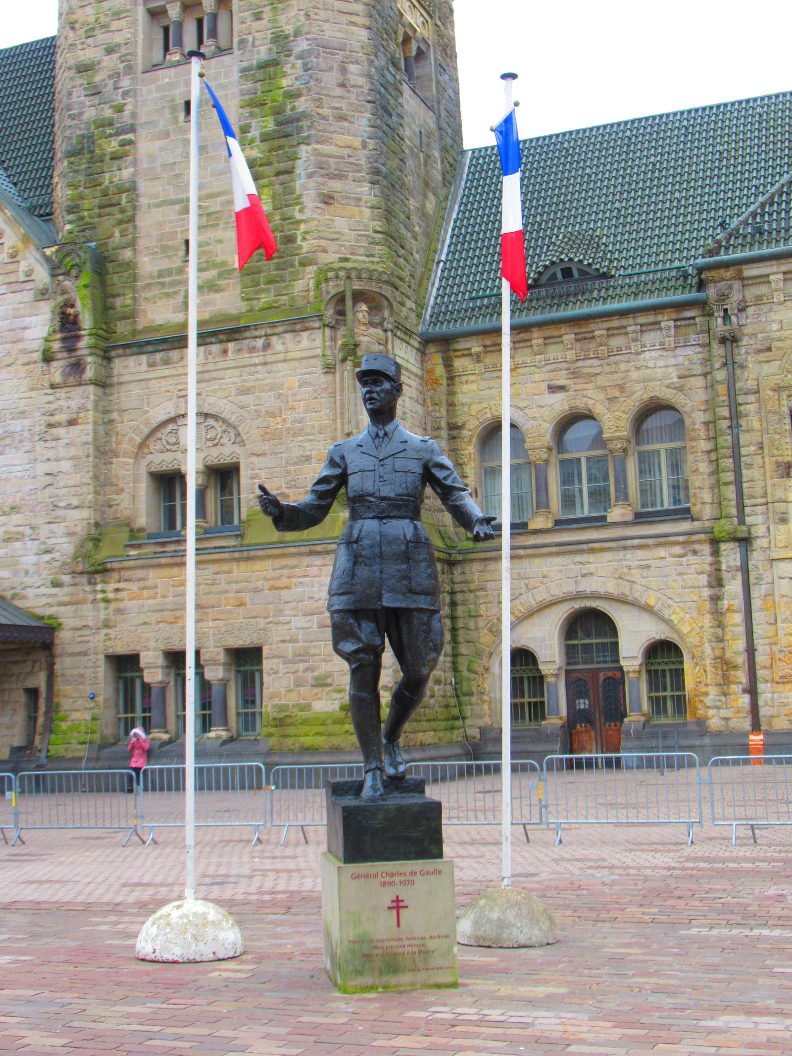 Statue du Général Charles de Gaulle à Metz photo gratuite