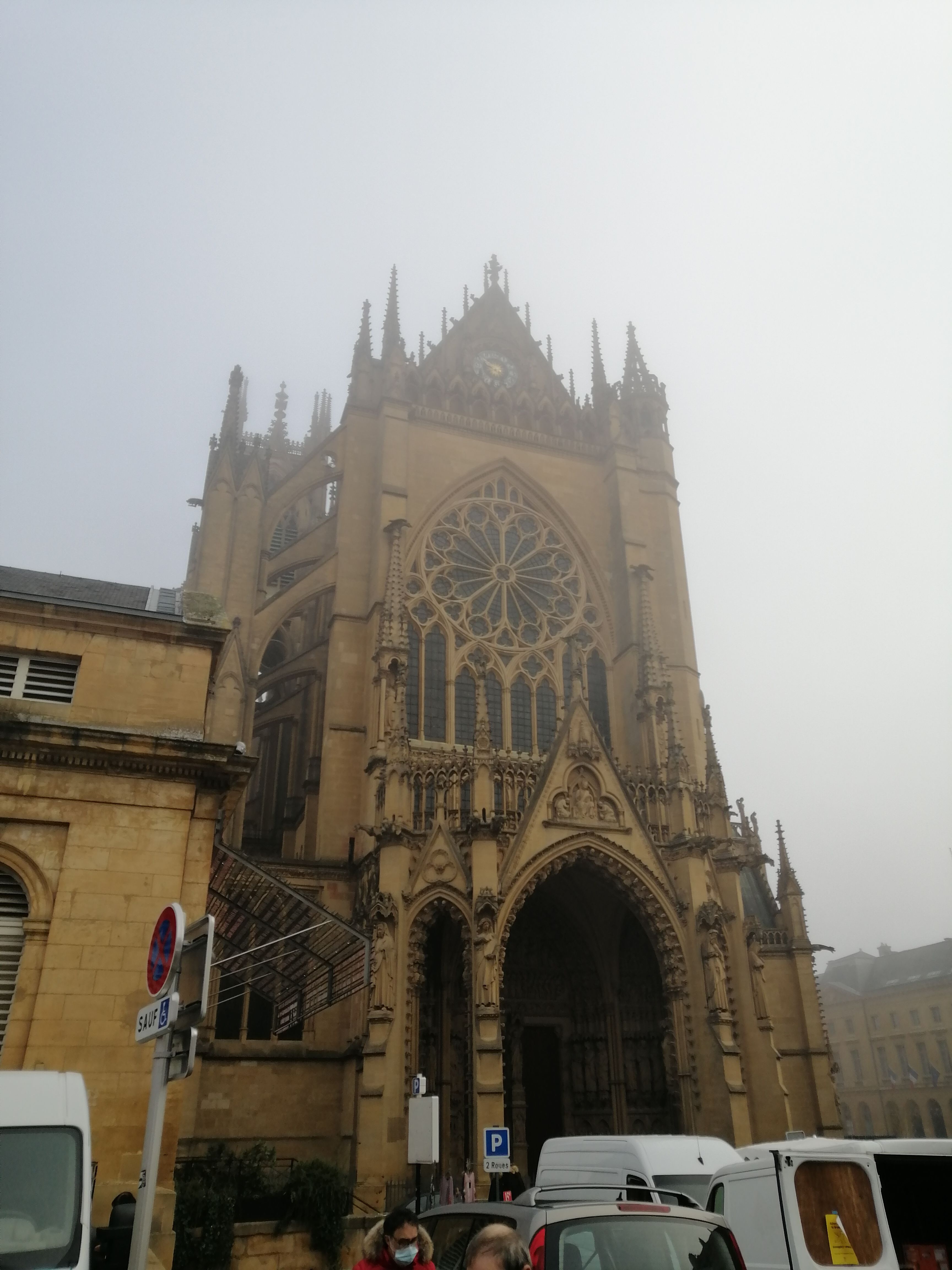 Cathédrale Saint-Étienne de Metz Brouillard