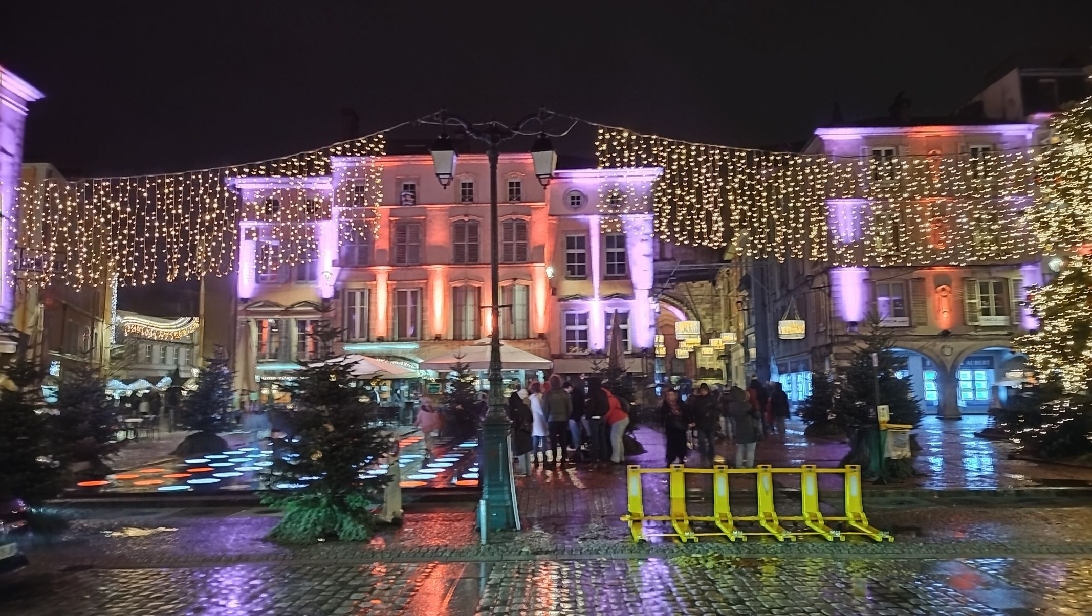 Place des Vosges à Epinal