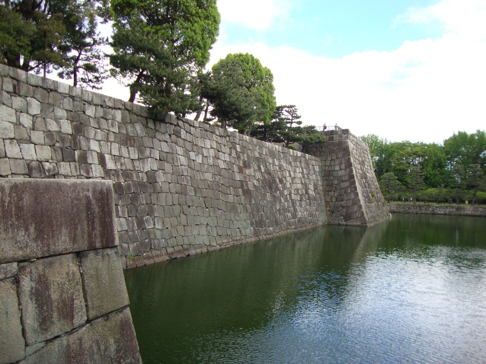 Douve du château de Nijo, faussée remplie d'eau devant les murs du château, Japon, Asie, photo gratuite