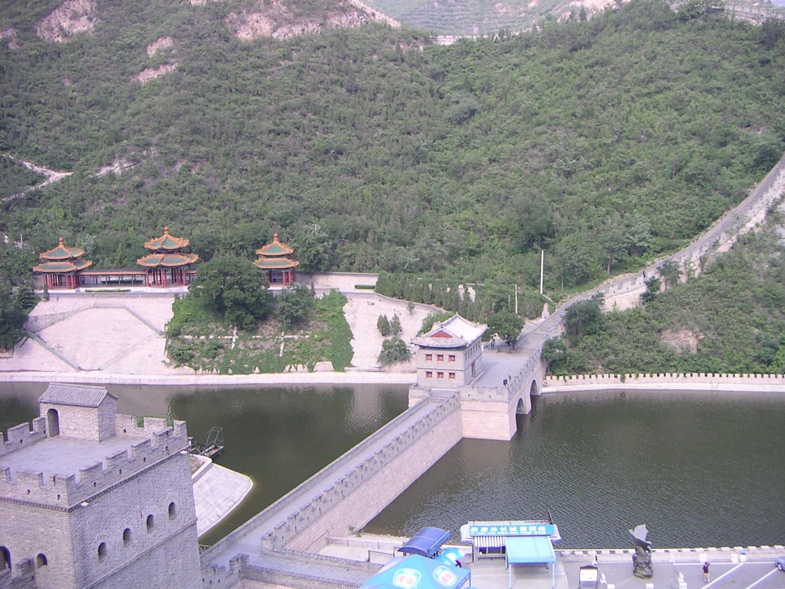 Vue panoramique de la Grande Muraille de Juyongguan en Chine, cours d'eau, Asie photo gratuite
