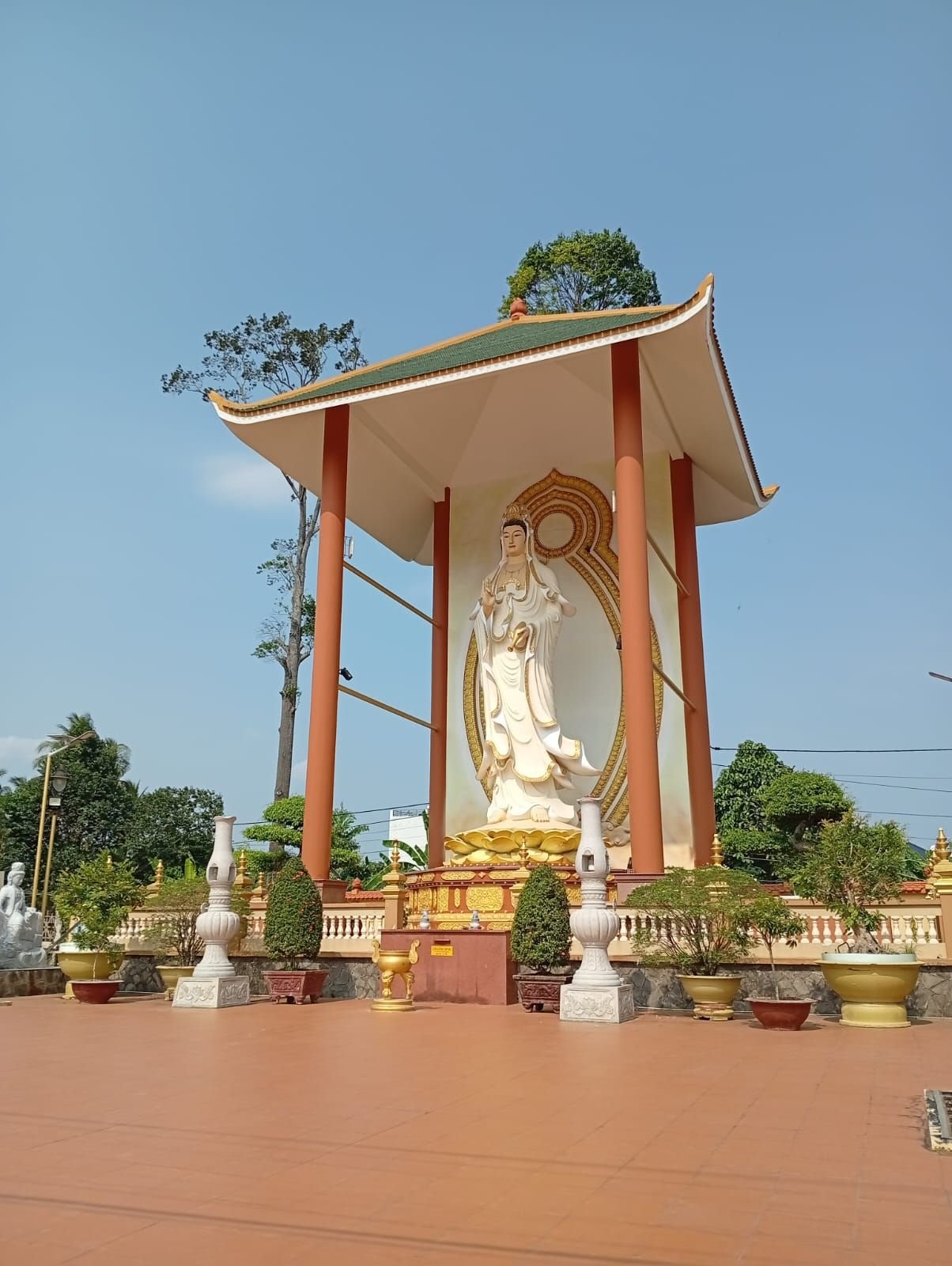 Statue colossale de Guanyin, Vinh Trang, Vietnam, photo gratuite