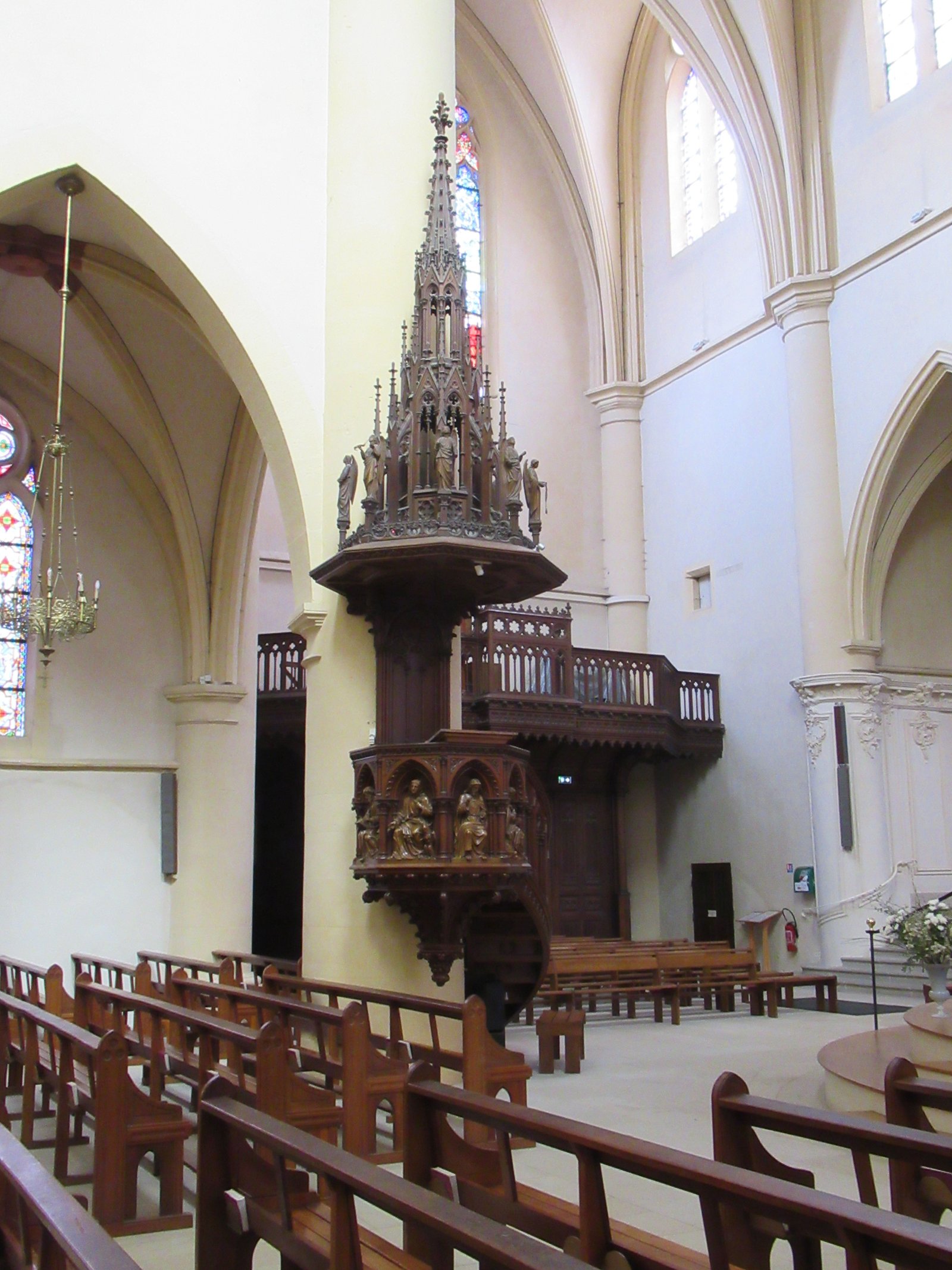 Chaire de l'église Notre Dame de Remiremont