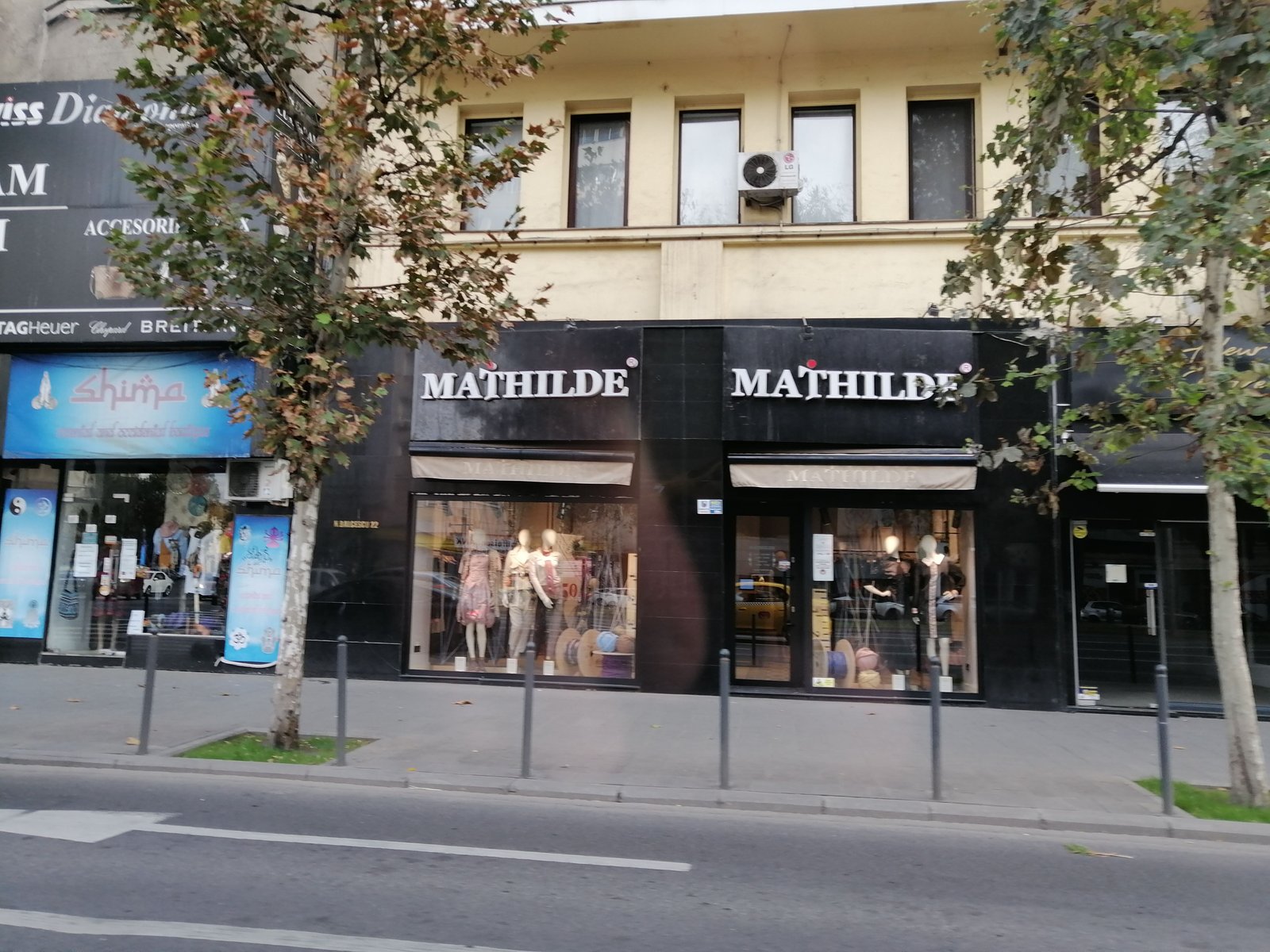 Magasin de vêtement MATHILDE à Bucarest en Roumanie