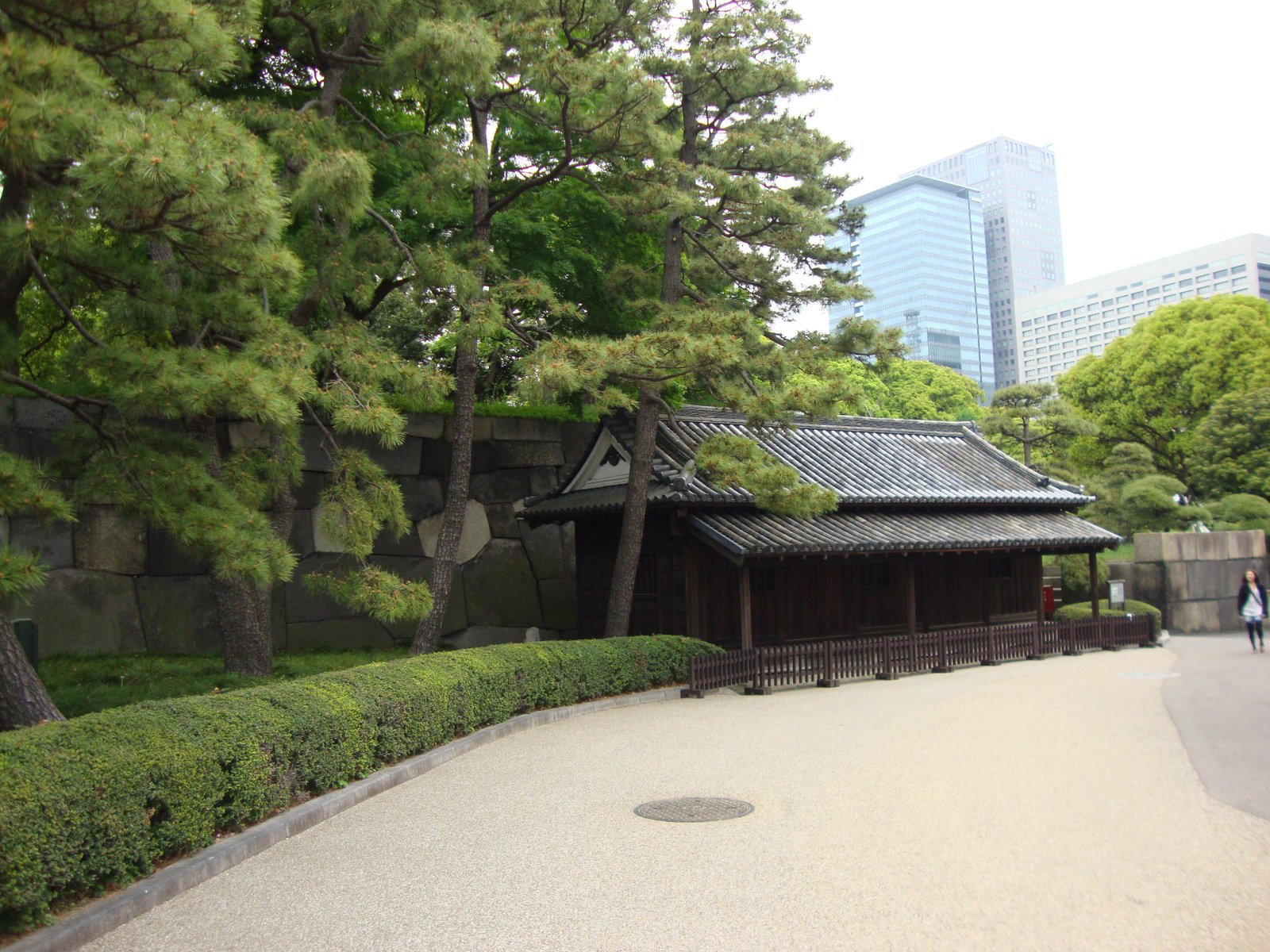 Le Doshin Bansho, une ancienne maison de garde, est situé dans le Palais impérial, à Tokyo, au Japon, Asie, photo gratuite