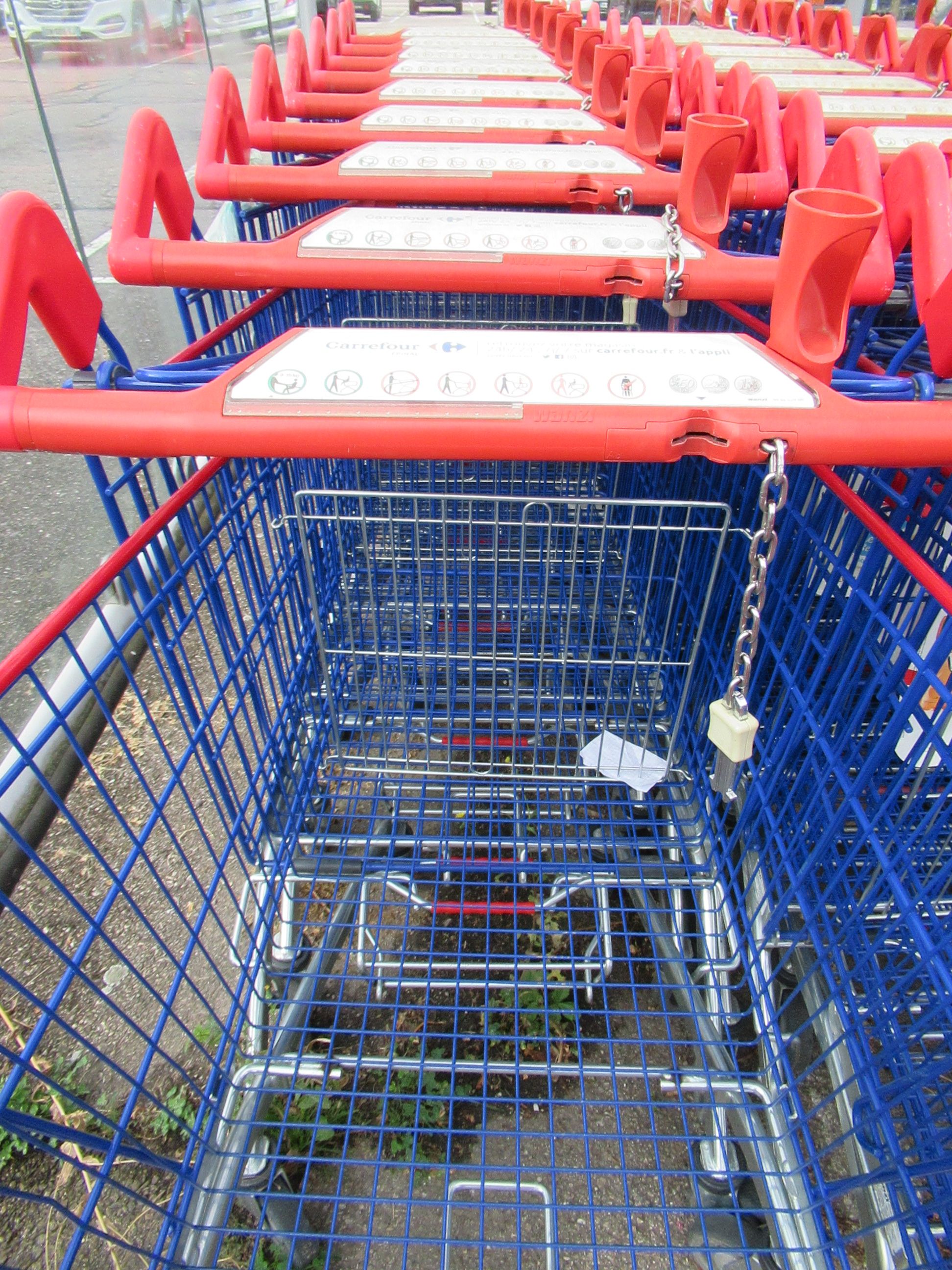 Caddie - Chariots de courses à roulettes hypermarché