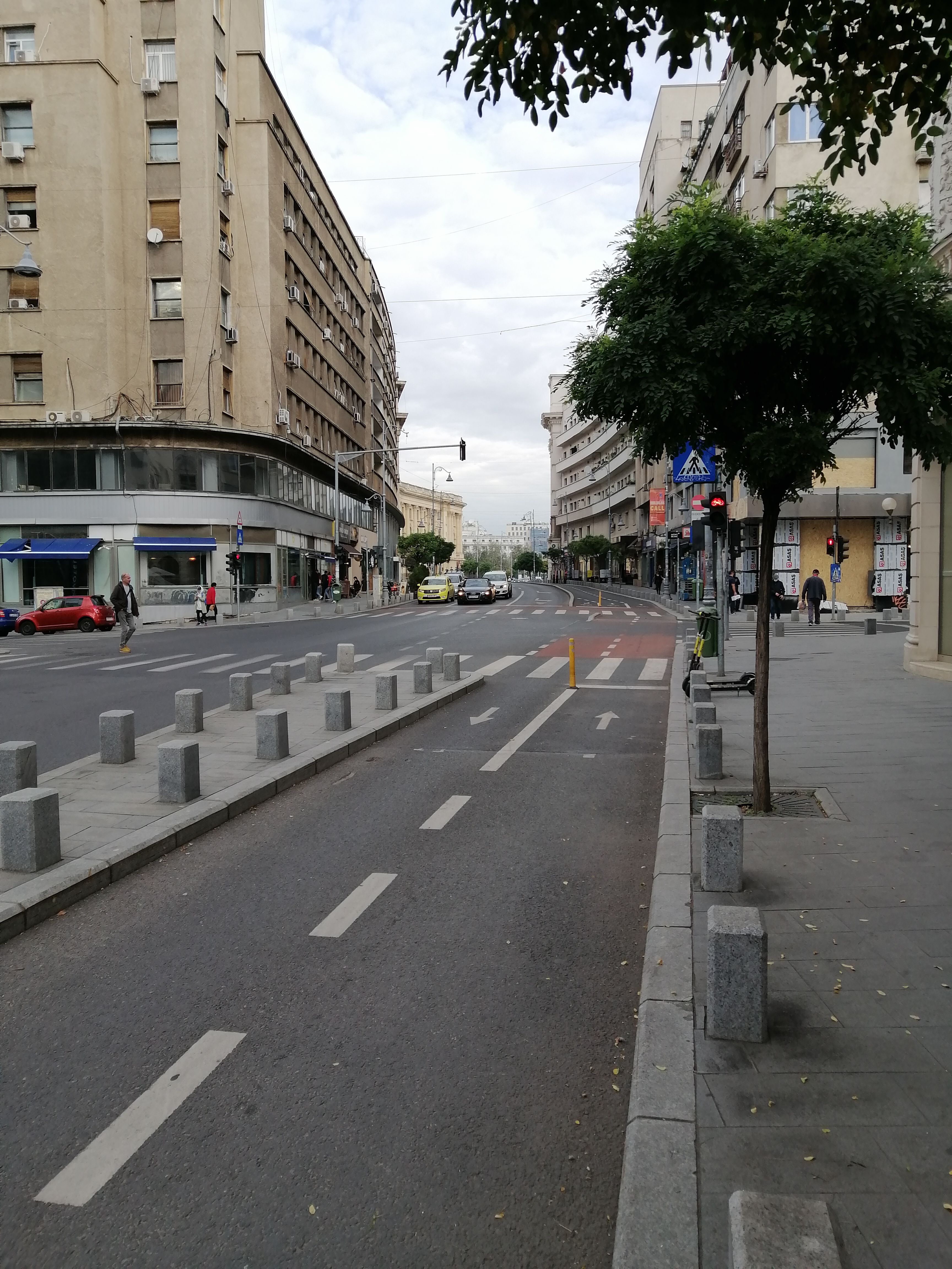 Pistes cyclables dans les rues de Bucarest en Roumanie