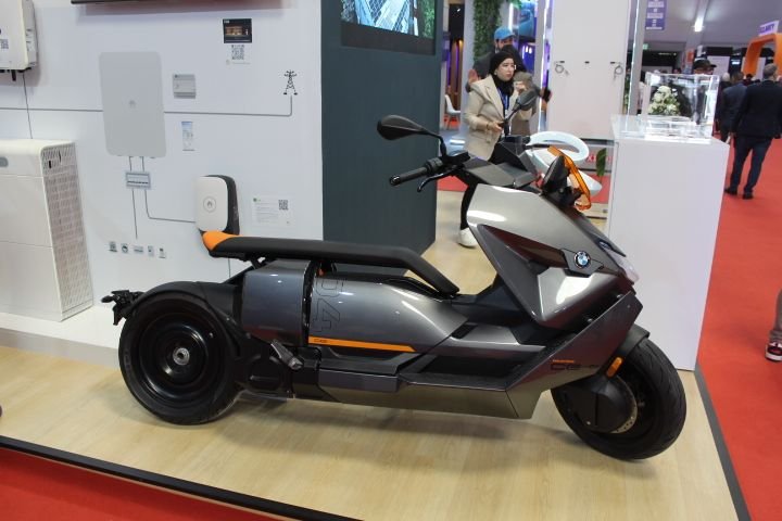 Scooter Électrique BMW CE-04, photo gratuite