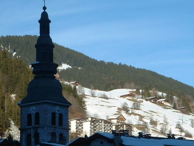 La Clusaz : Village authentique, station de ski photo gratuite