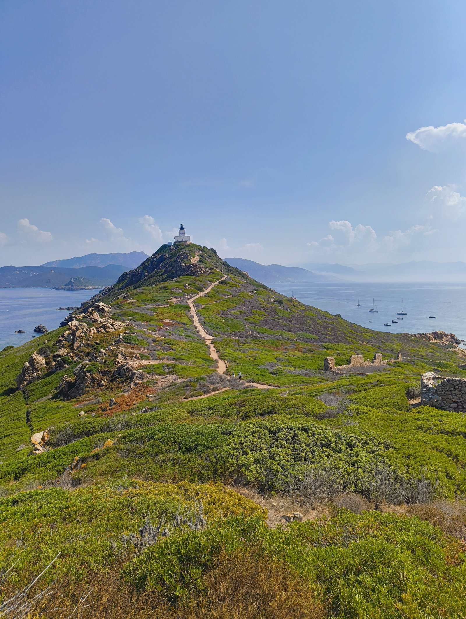 Le phare des îles Sanguinaires en Corse, photo gratuite