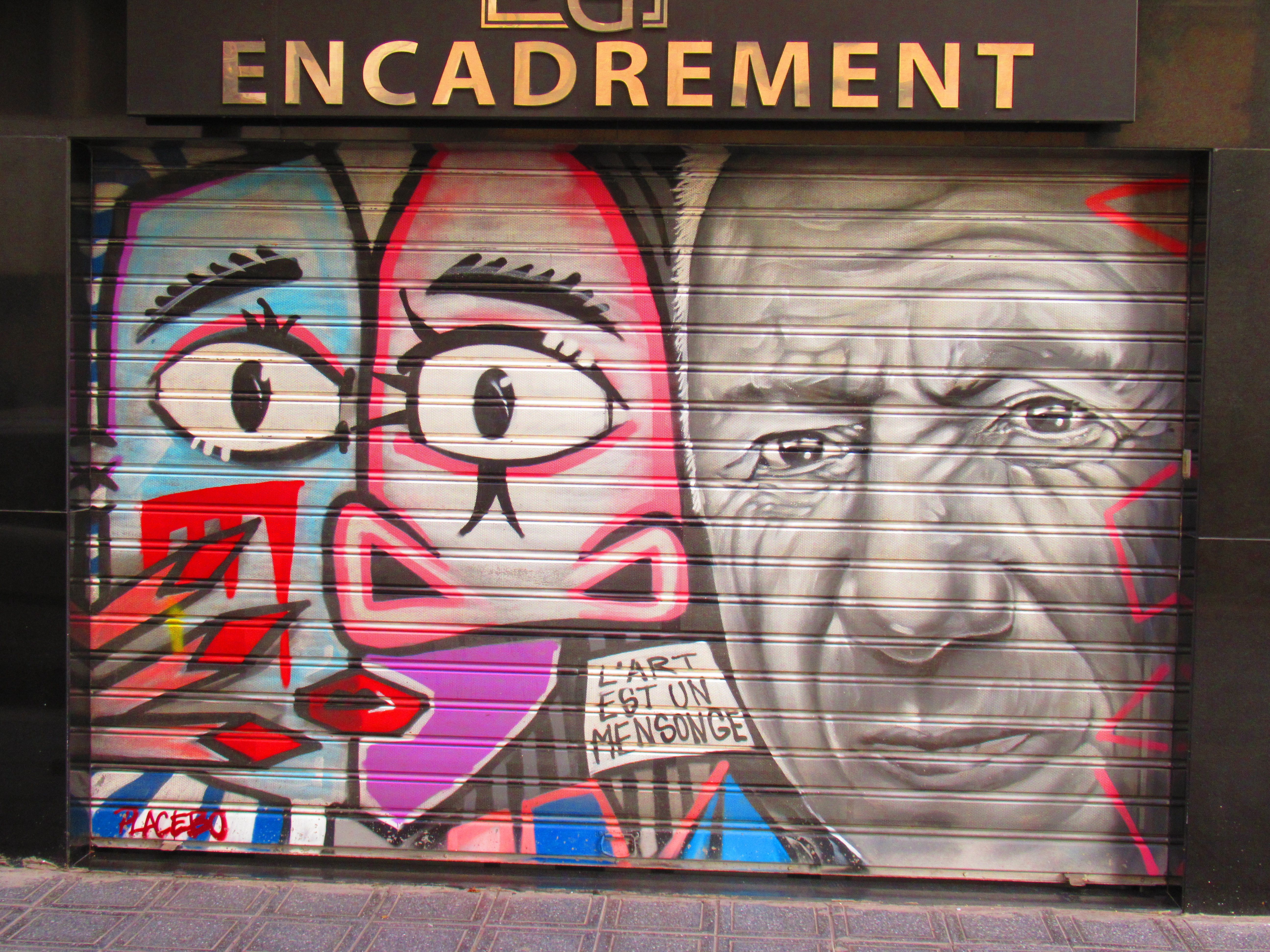 Visage de Picasso sur devanture