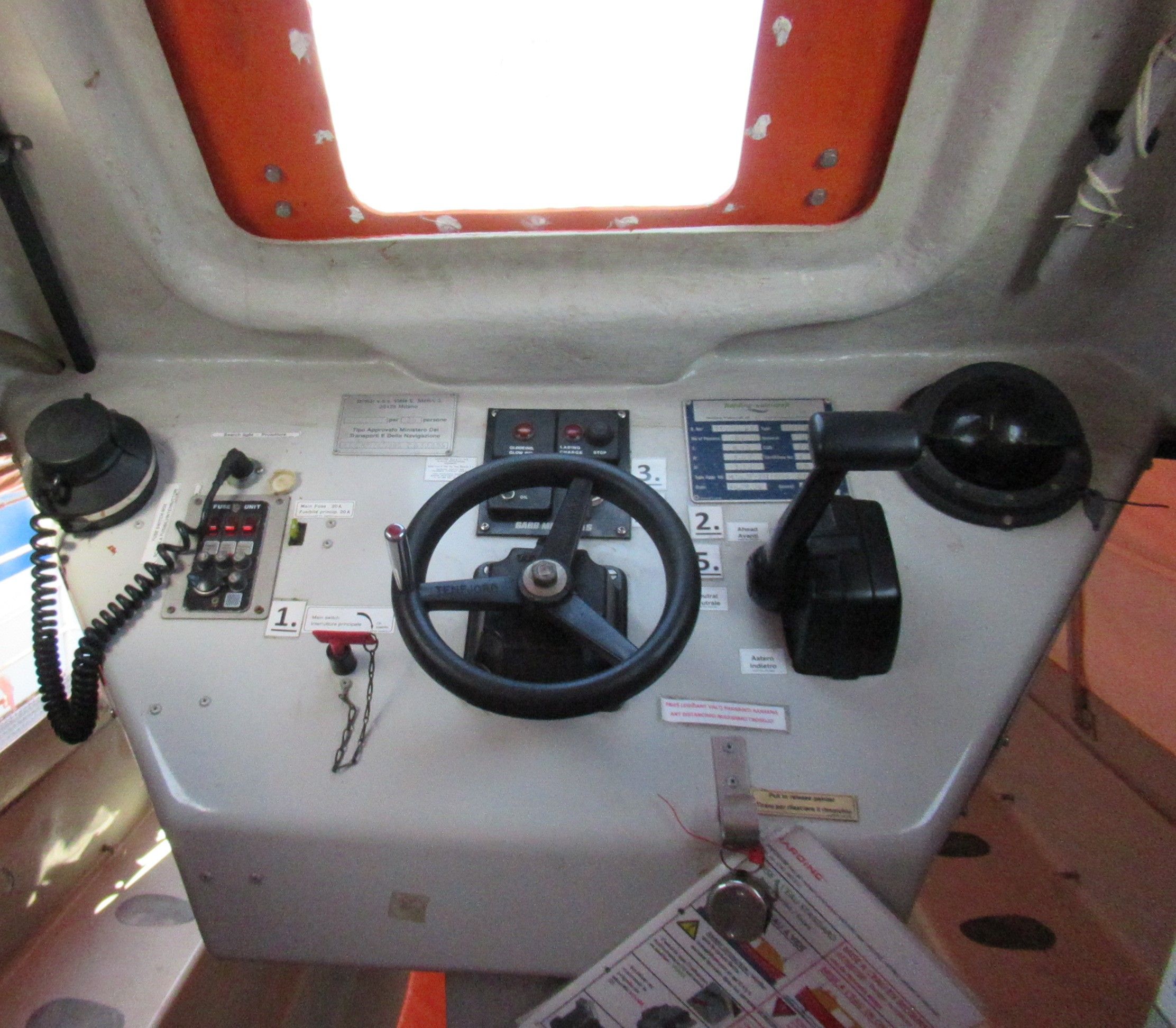 Canot de sauvetage - Rettungsboot