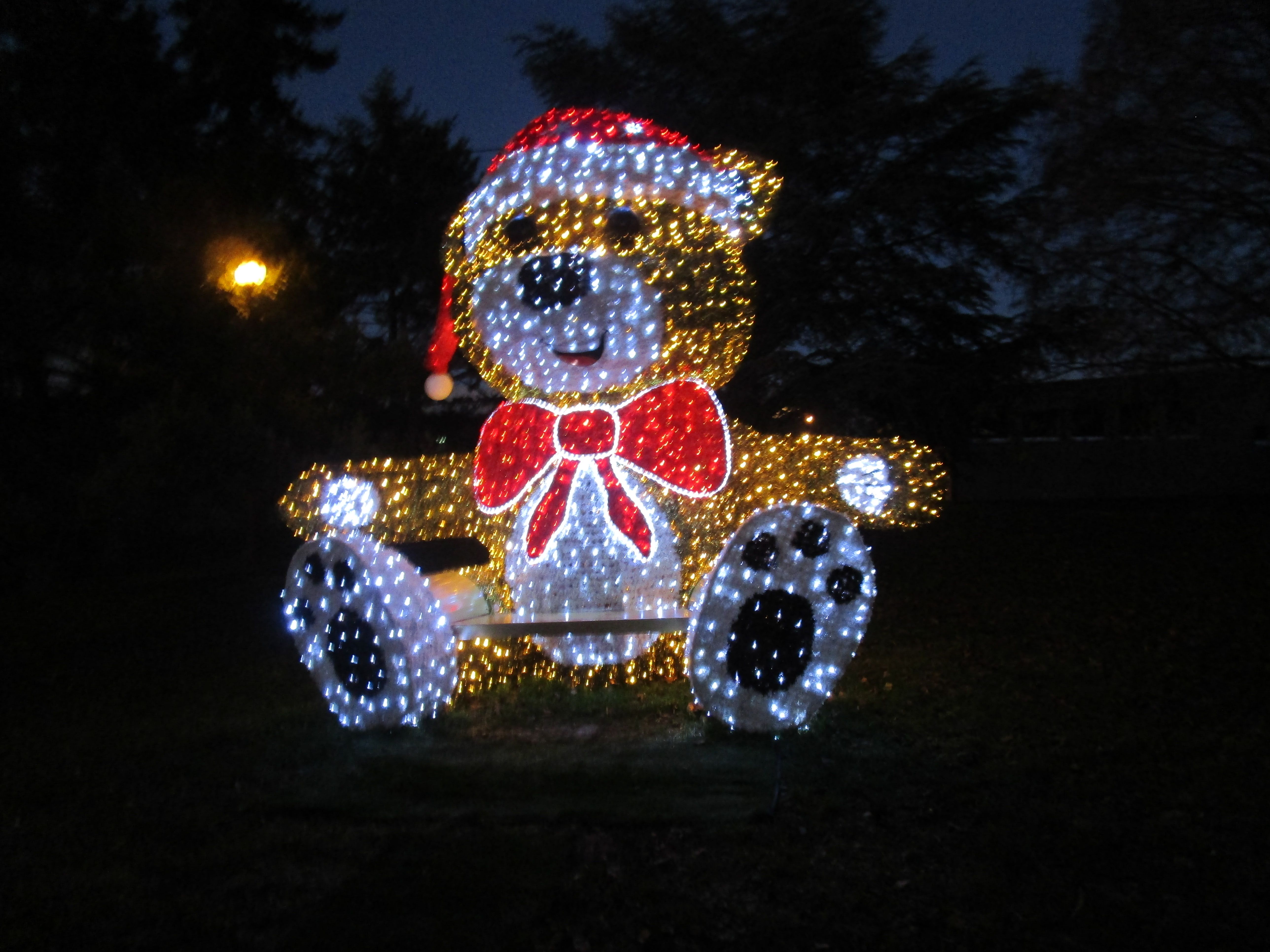 Grand nounours de Noël lumineux