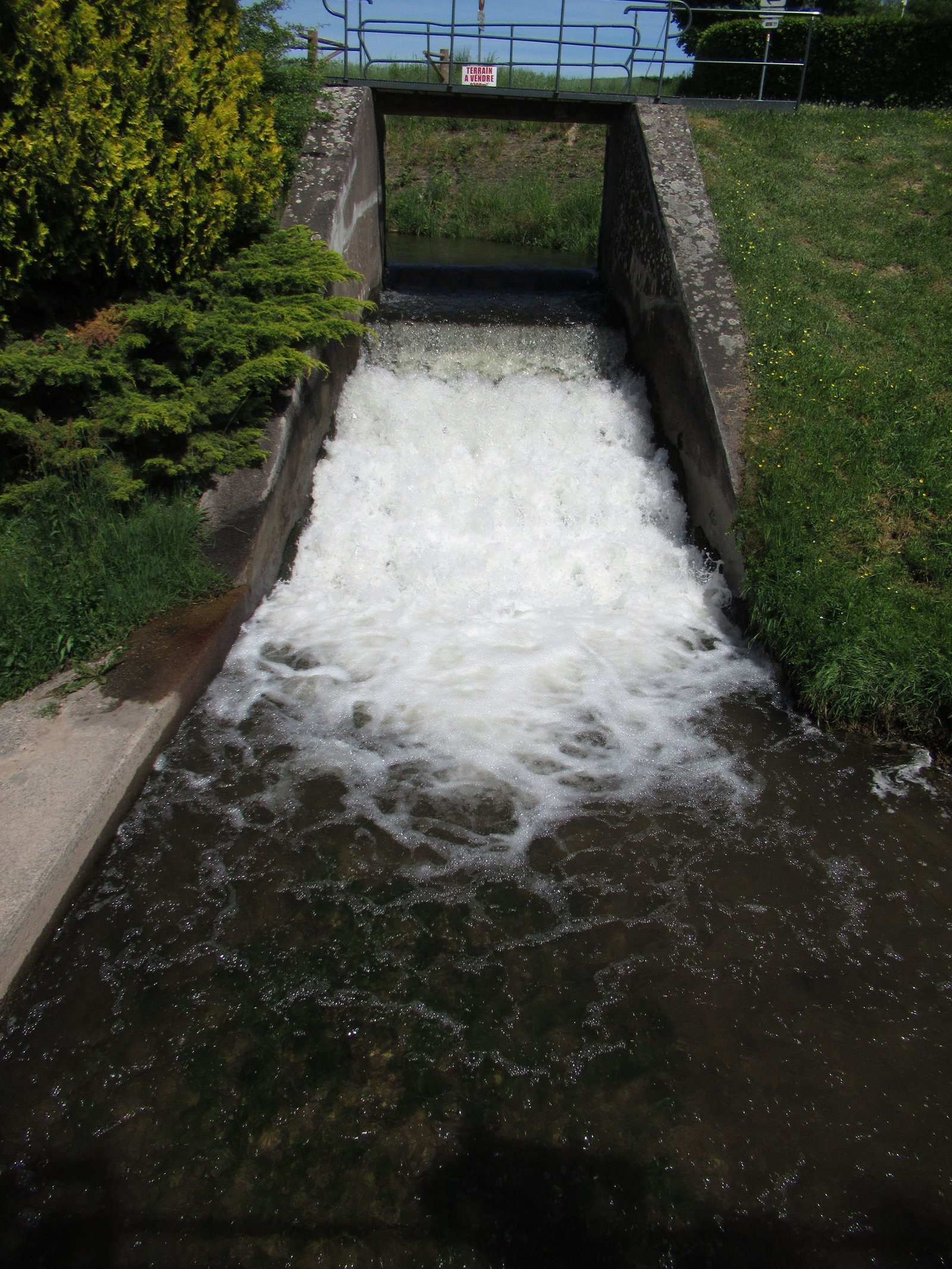Canal d'eau, itinéraire de rivière photo gratuite