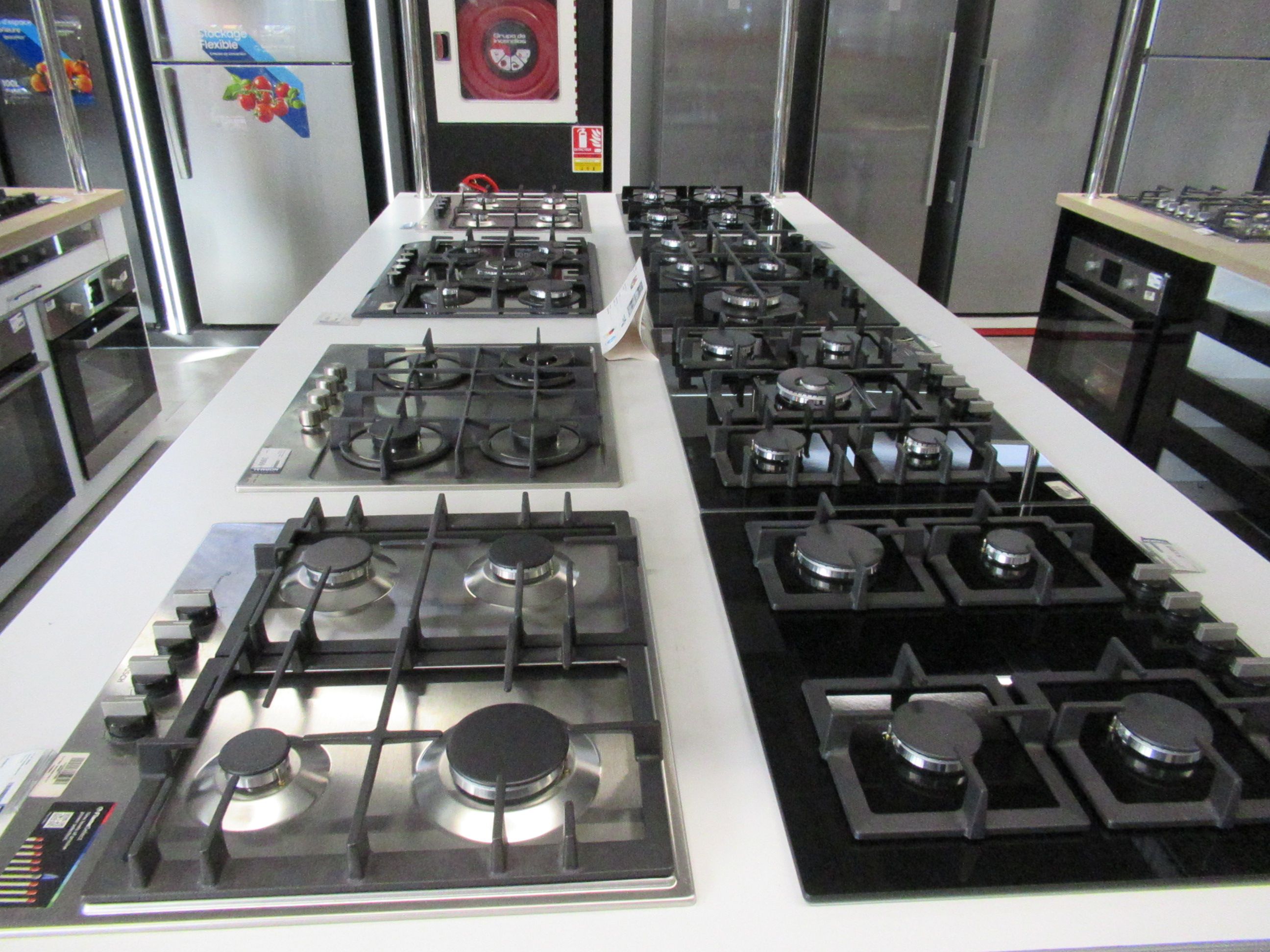 Tables de cuisson à gaz dans un magasin