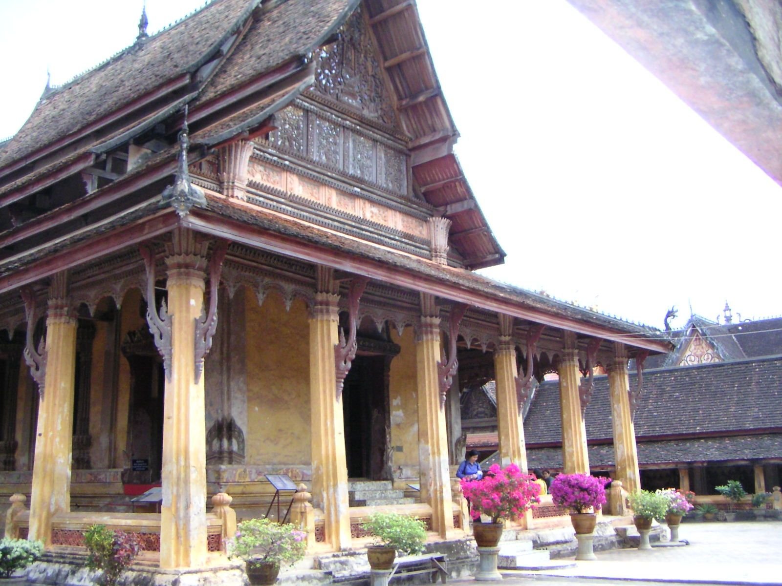 Entrée du temple Si Saket au Laos