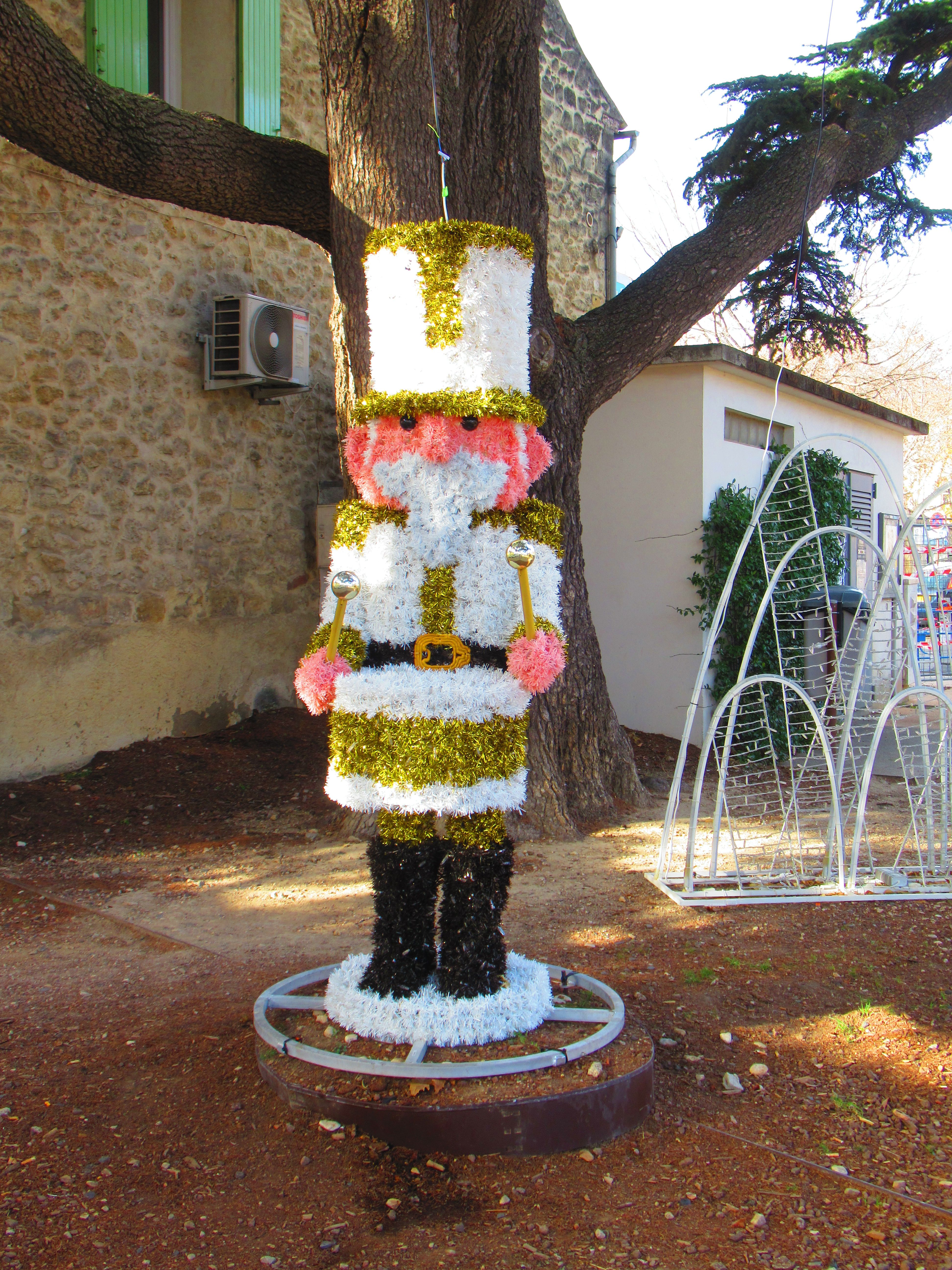 Statue en guirlande soldat décoration de Noël casse noisette photo gratuite