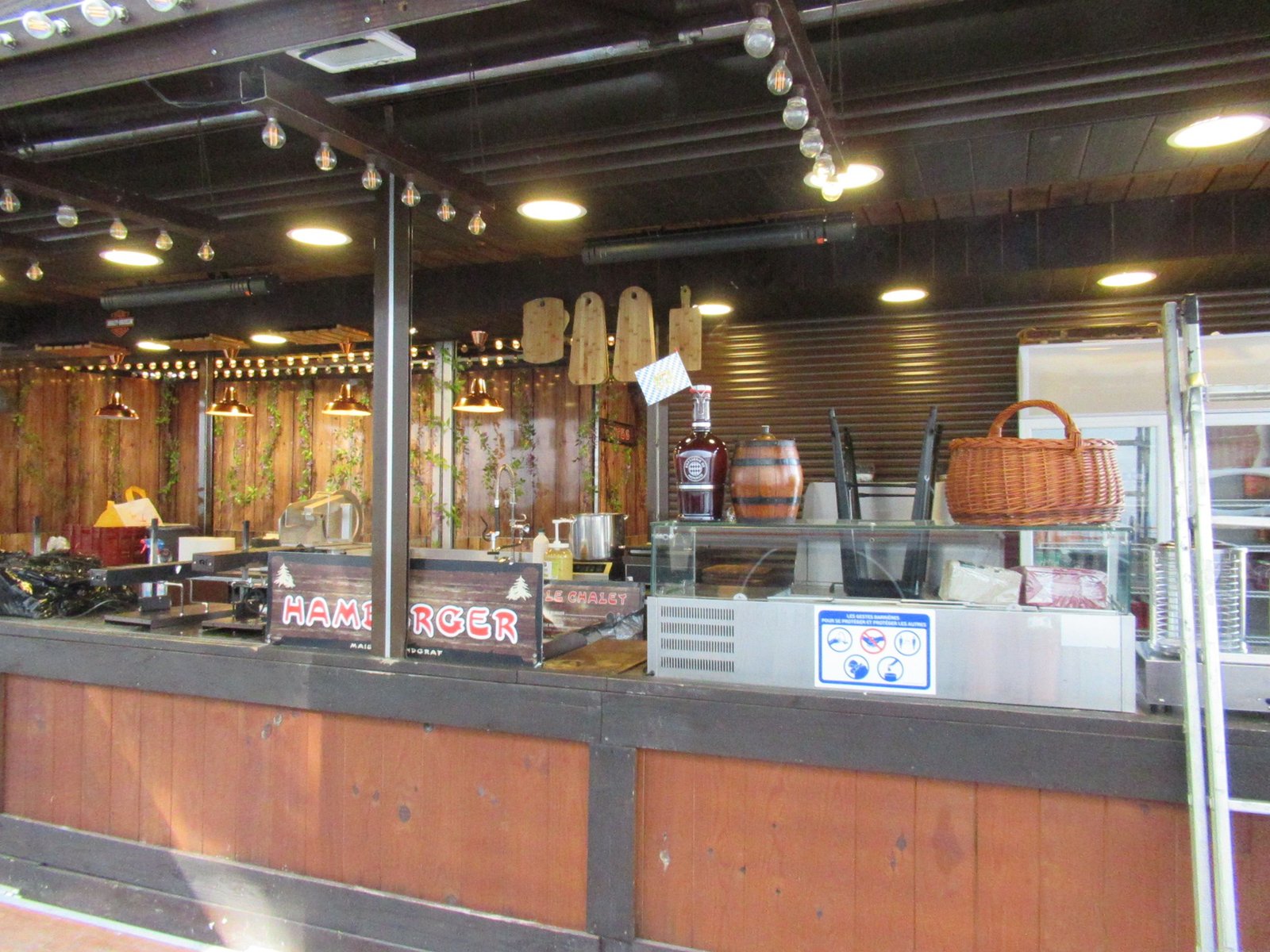 Stand Hamburger dans une fête foraine