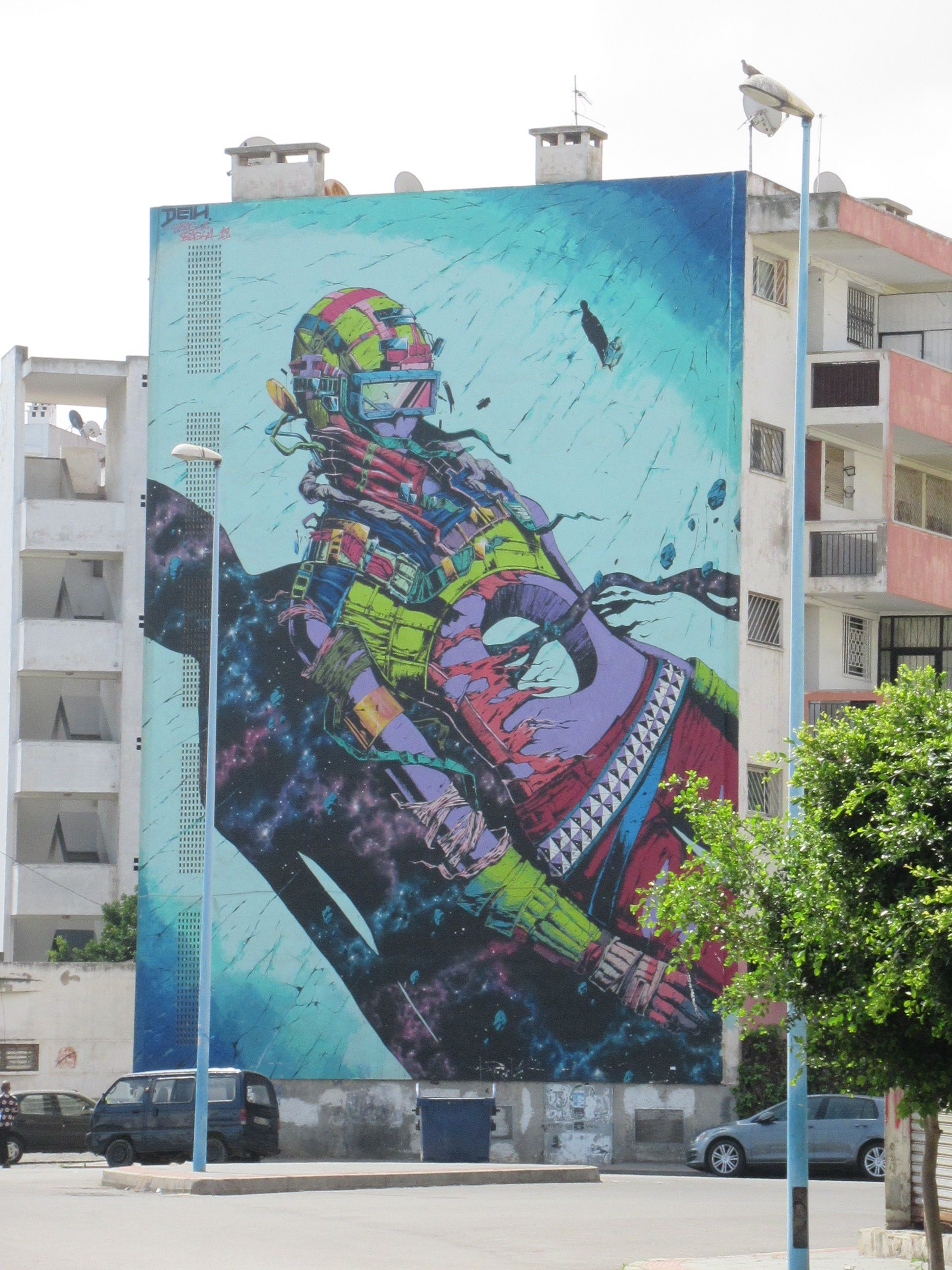 Fresque murale géante avec femme