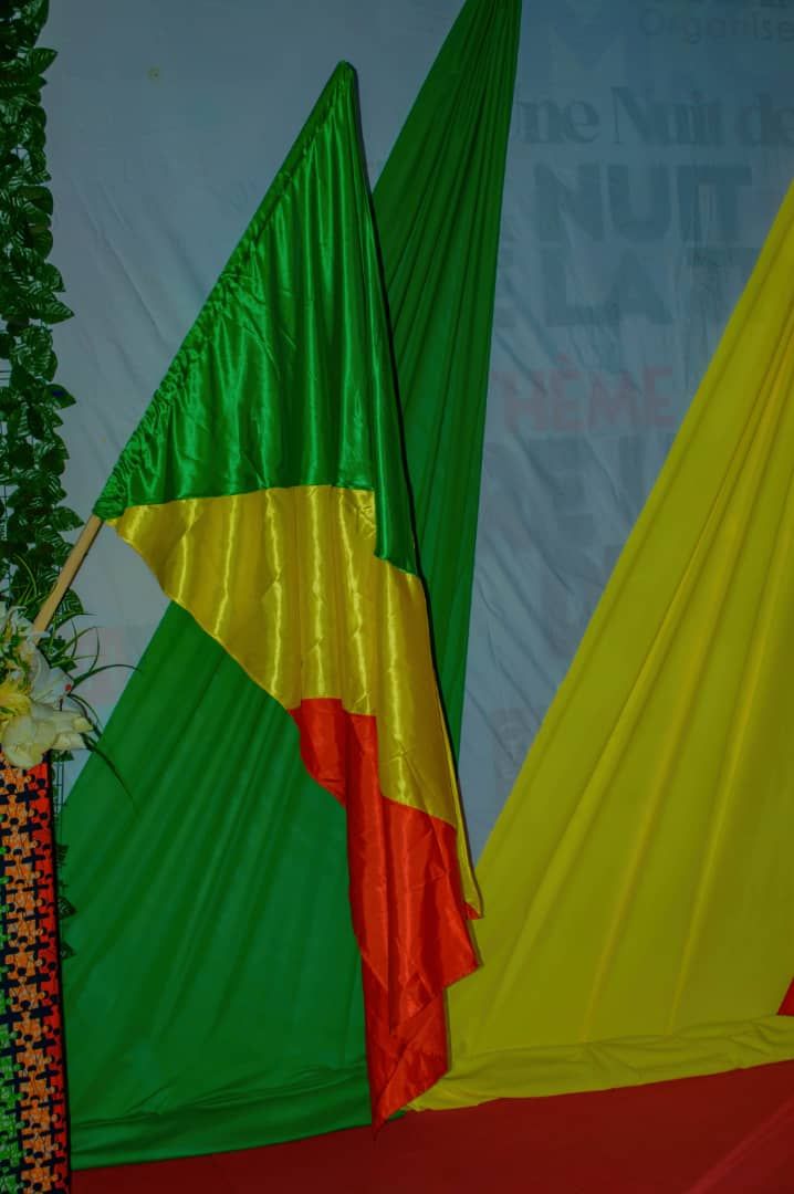 Drapeau national de la République du Congo photo gratuite - Nationalflagge der Republik Kongo, kostenloses Foto