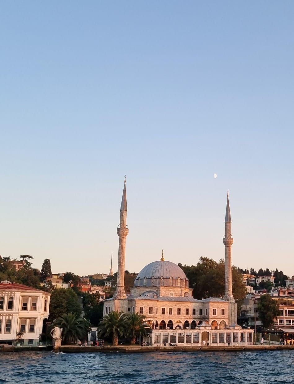 Mosquée Beylerbeyi à Istanbul en Turquie photo gratuite