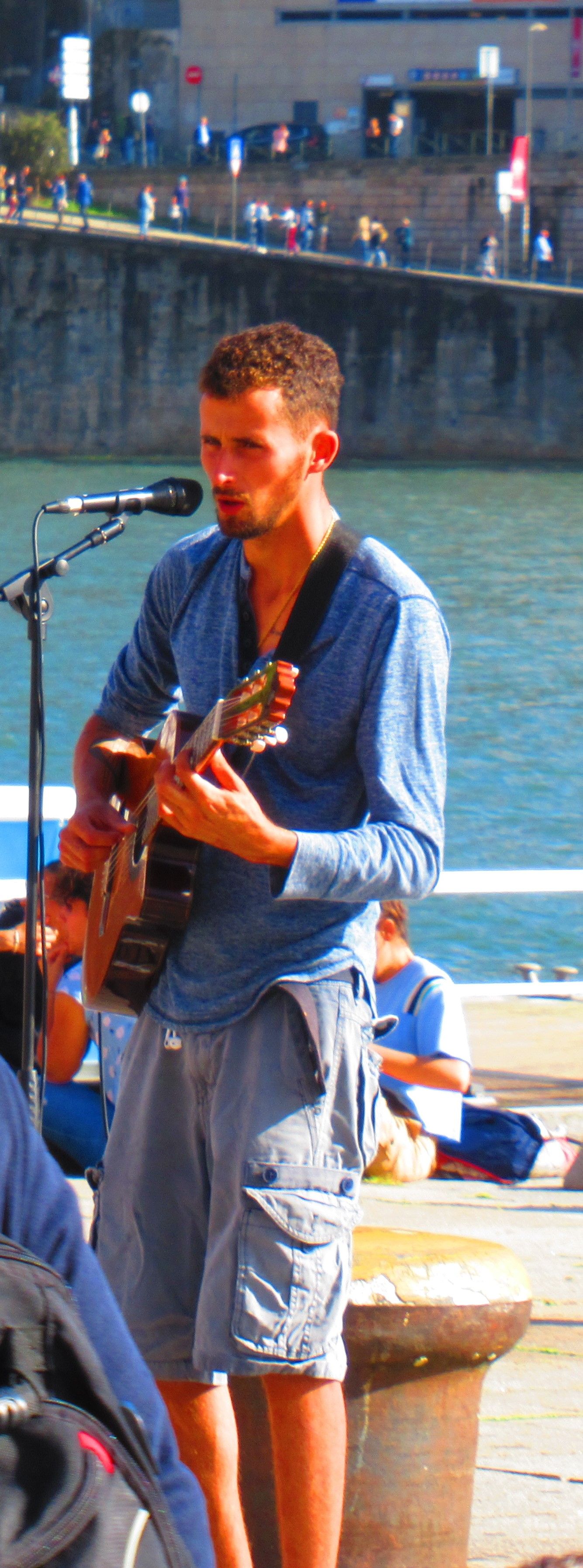 Guitare dans la rue