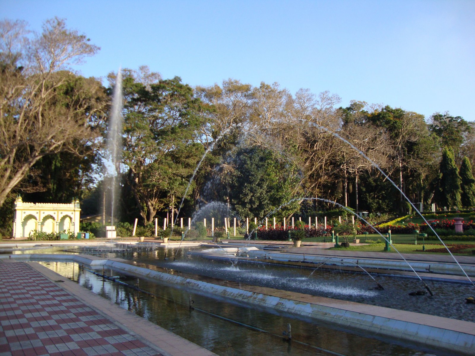 Les fontaines du jardin de Brindavan dans l'État du Karnataka en Inde, photo gratuite