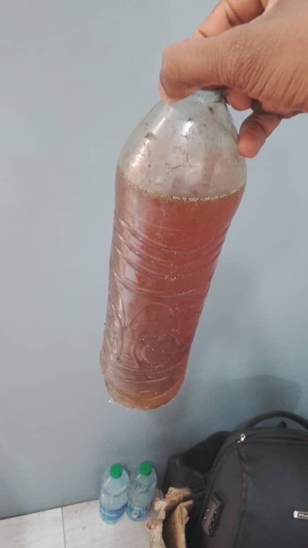 Huile moteur de vidange photo gratuite