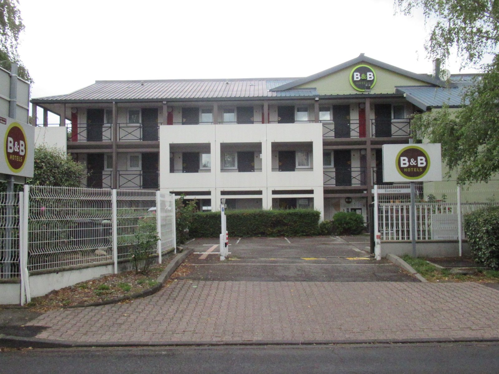 B&B HOTELS Le Brézet Aéroport à Clermont-Ferrand en France