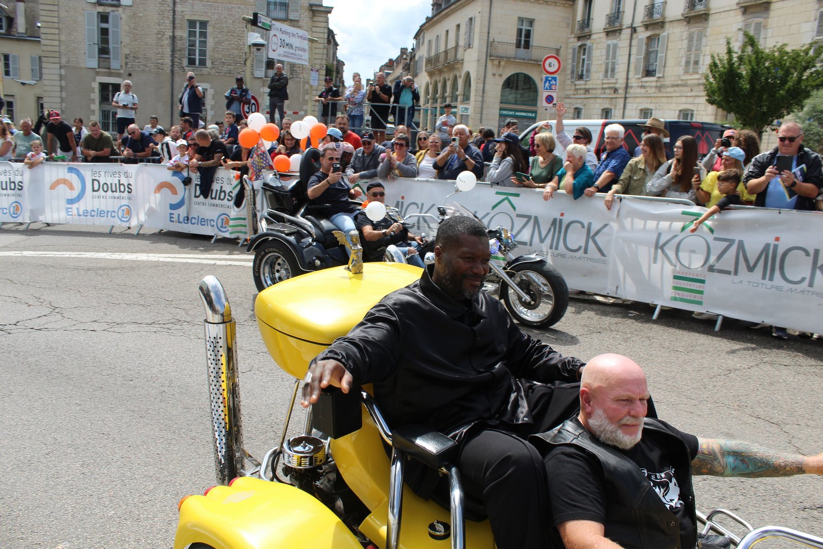 Défilé des motos à Doubs photo gratuite