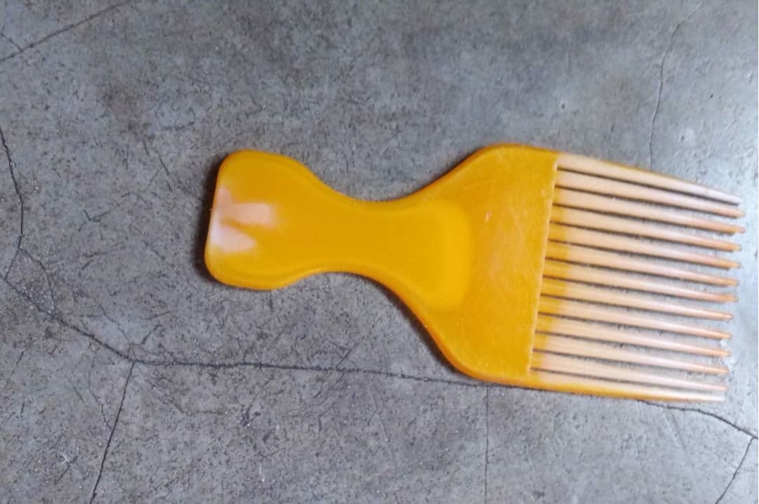 Peigne afro photo gratuite