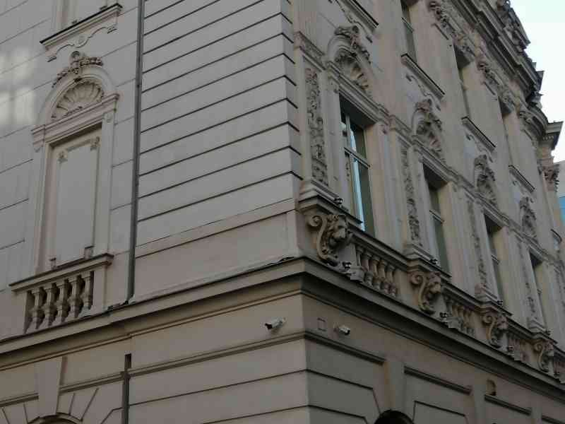 Façade du Grand Hôtel Continental à Bucarest en Roumanie