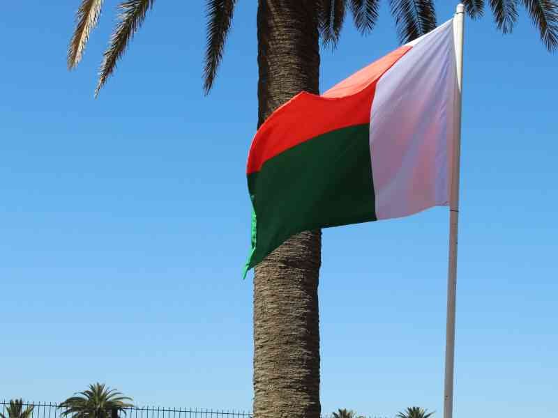 Drapeau de Madagascar, photo gratuite