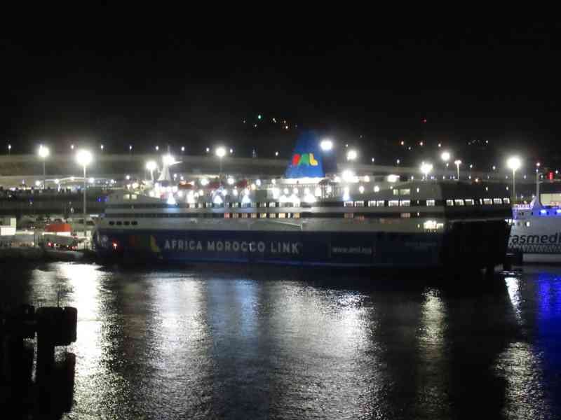 Bateau Africa Morocco Link au port de Tanger au Maroc photo gratuite