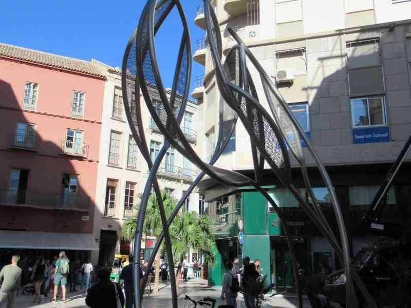 La sculpture "Panta Rei" située sur la Plaza del Siglo à Malaga, en Espagne, photo gratuite