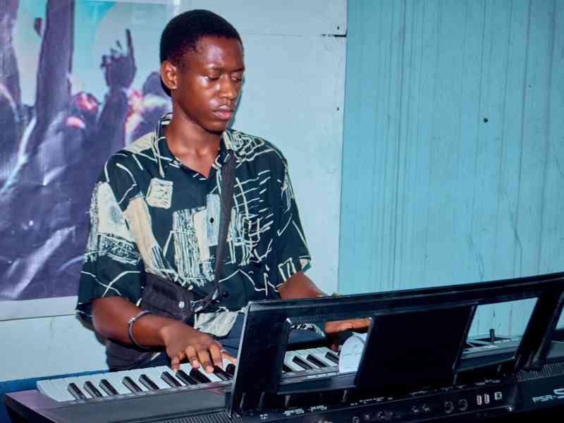 Comment jouer au piano photo gratuite