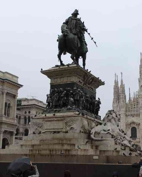 Le monument à Victor-Emmanuel II à Rome, également connu sous les noms de Vittoriano ou Altare della Patria, photo gratuite