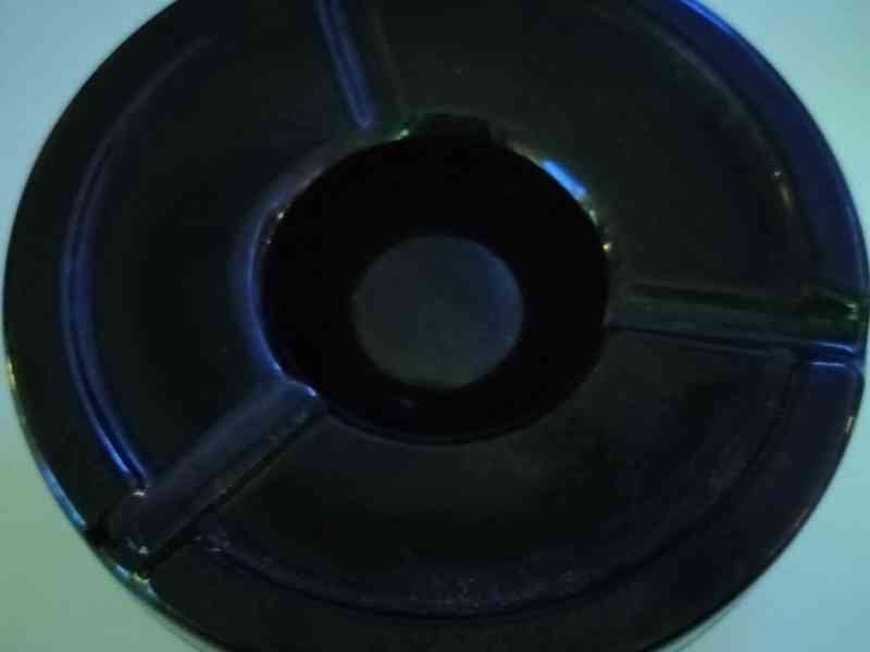 Cendrier vintage de couleur noire