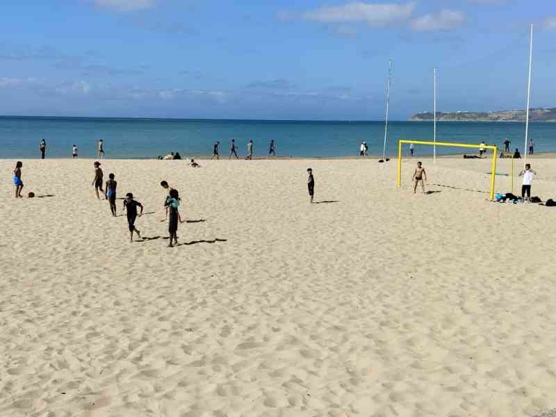 Football de plage, photo gratuite