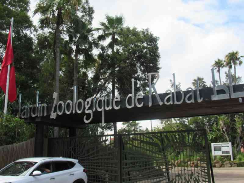 Entrée du jardin zoologique de Rabat au Maroc