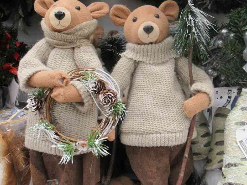 Figurines décoratives d'ours en tricot, décoration de Noël, photo gratuite