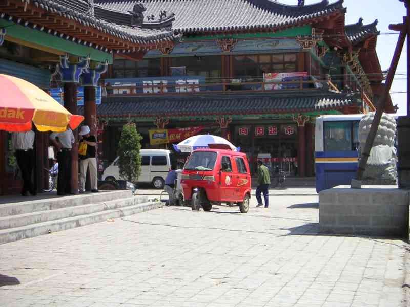 Coin de ruelle en Chine, taxi bajaj à trois roues, Asie photo gratuite