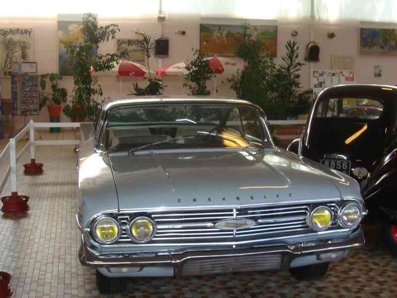 Chevrolet des années 1960 photo gratuite