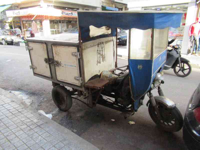 Triporteur dans les rues du Maroc